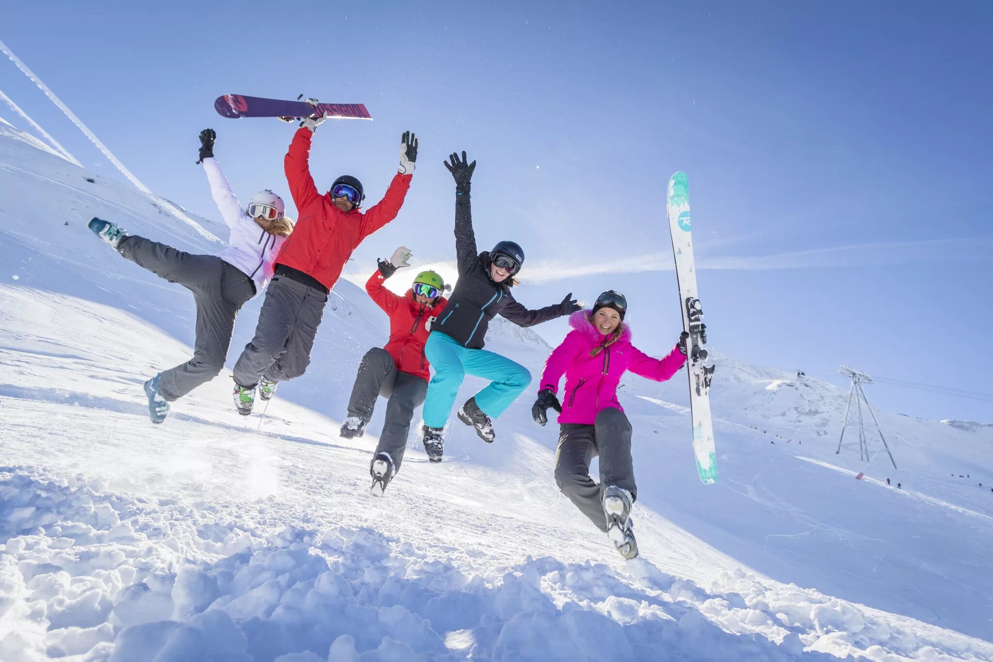 Отдых на лыжах. Европа страны для лыжного отдыха. Skiing fun.