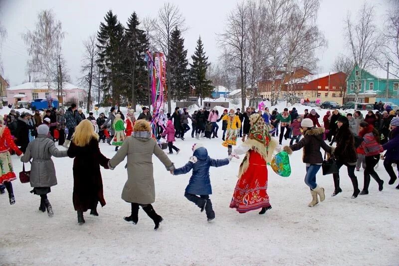 Хоровод на масленицу музыка с движениями. Масленица хоровод. Хоровод вокруг Масленицы. Зимние праздники для дошкольников. Зимний хоровод.