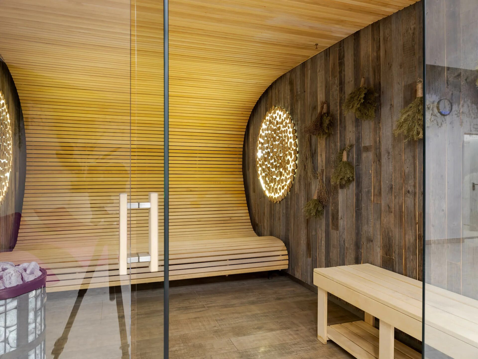 Ohana 2 я вольская ул 11а. Ohana фитнес новомосковский. Фитнес клуб охана московский. Ohana бунинская аллея. Охана фитнес некрасовка бассейн.