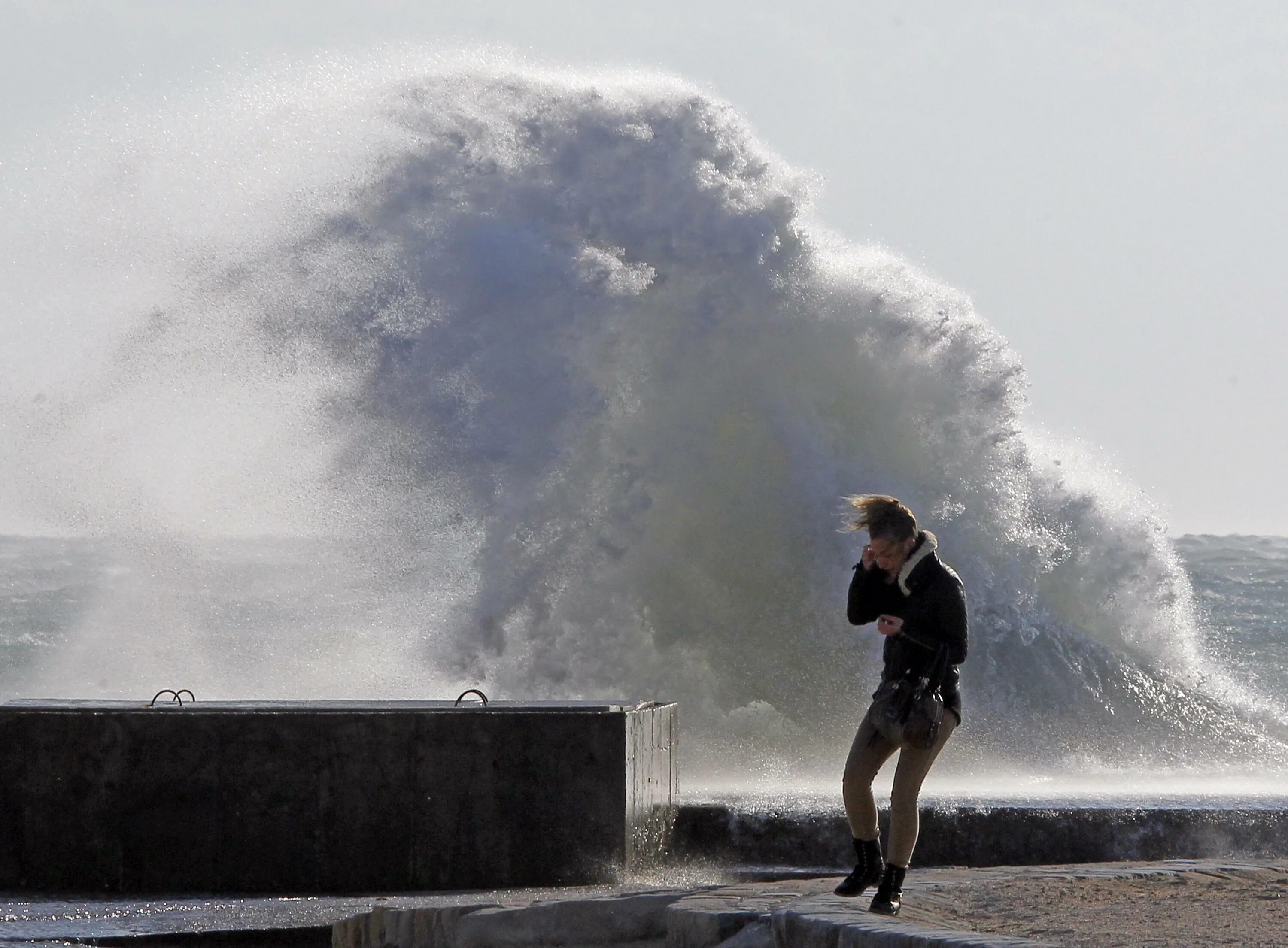 Wind action