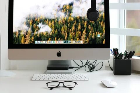 Desktop monitor
