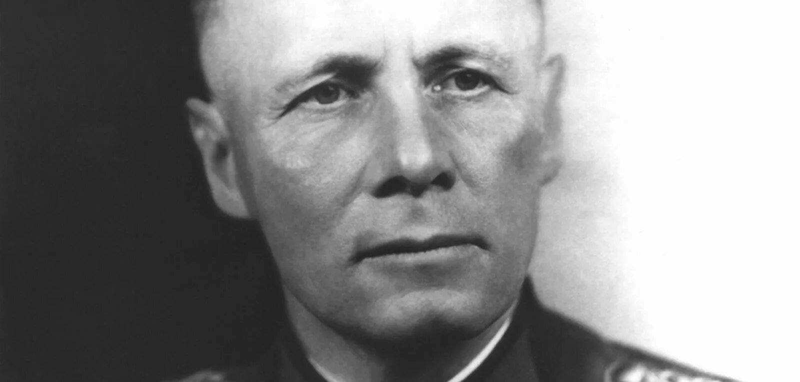 Почему фельдмаршал. Эрвин роммель лис пустыни. фельдмаршал манштейн эрвин роммель. эрвин роммель 1944. роммель генерал.