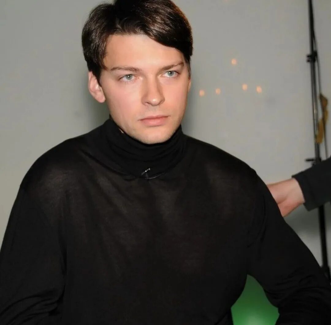 Даниил юделевич актер. Даниил страхов. Страхов сын. Страхов сын. Страхов даниил актер.
