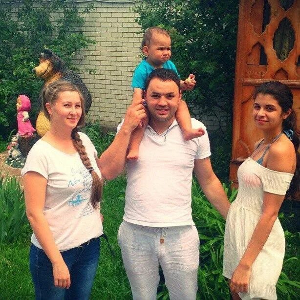 Дом 2 судьбы 1. Дом 2 бывшие участники 2015. старые участники дом 2 девушки. дом 2 толстый участник. дом 2 участники из новосибирска.