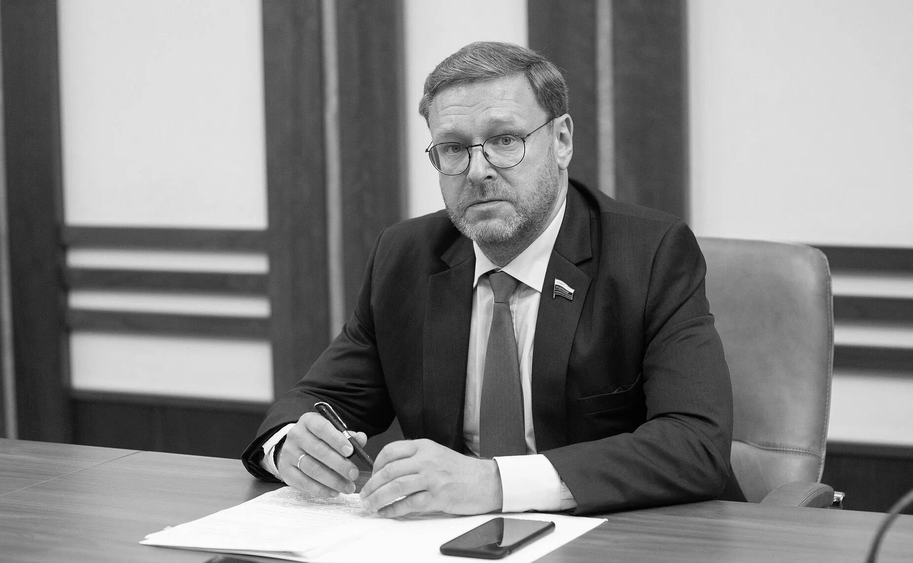 вице-спикер совфеда константин косачев. косачев константин иосифович. вице-спикер совета федерации константин косачев. косачев крым. сенатор косачев.