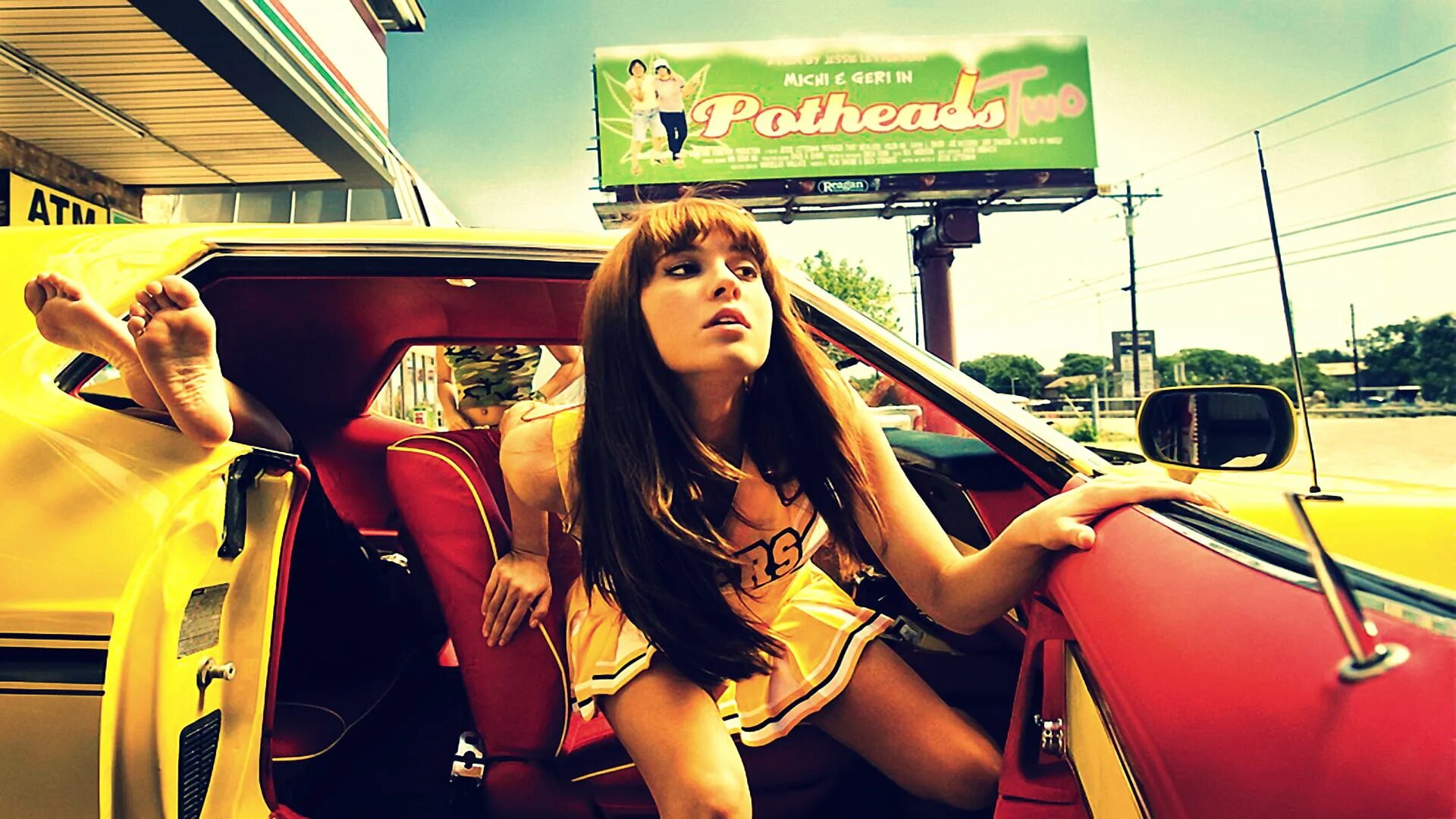 In the death car. Доказательство смерти фильм 2007. элизабет уинстэд доказательство смерти. mary elizabeth winstead death proof. квентин тарантино доказательство смерти.