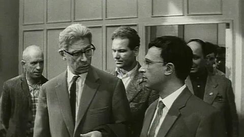 Строится мост 1965