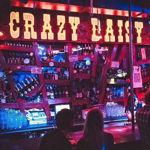Crazy Daisy. Crazy Daisy Bar, Москва. Crazy Daisy Prague. Crazy Daisy фото.