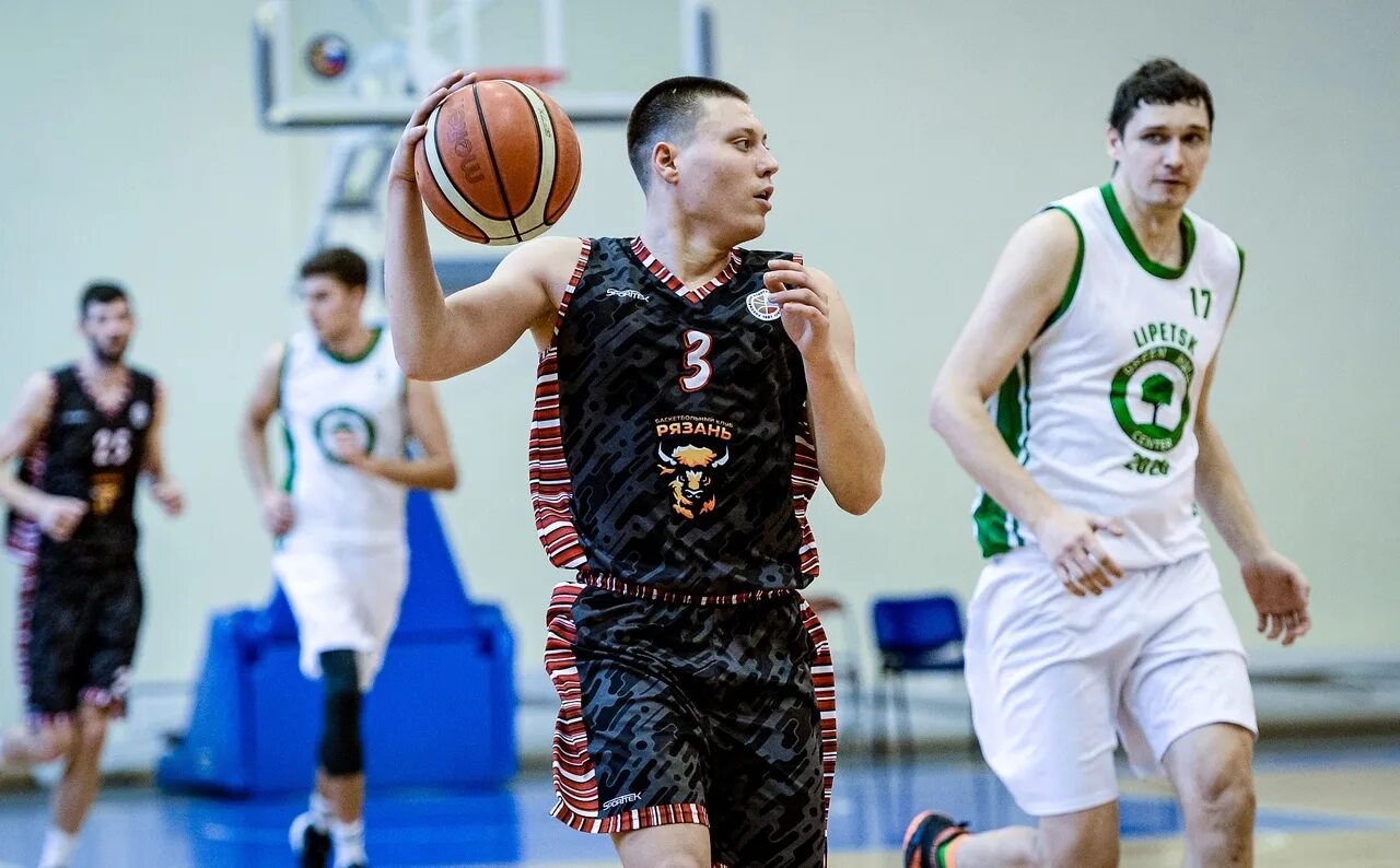 вторая лига фк рязань. липецк от рязани. рязань липецк карта. финал первая лига первенство россии по мини-футболу курган. мяч футзальный select super league амфр рфс fifa.