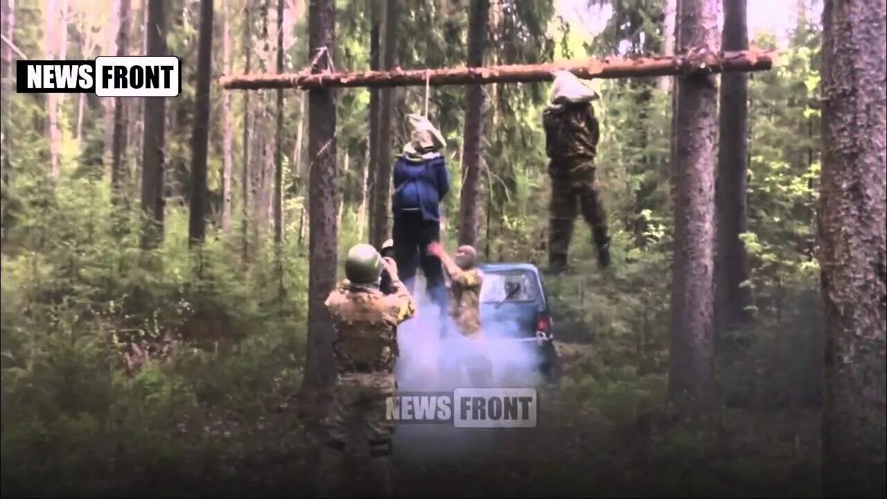 Расстрел девушек в лесу
