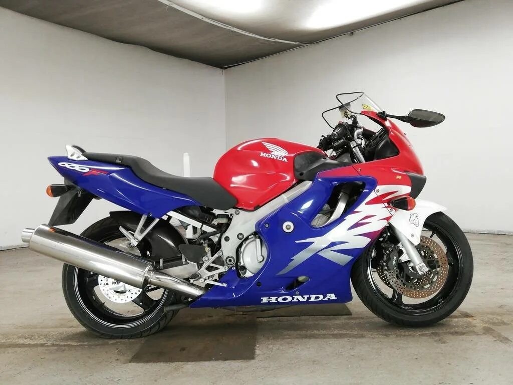 Honda CBR 600f 1999. Honda CBR 600 1999. Honda CBR 600 f4. Honda CBR 600 f4 1999. Масла хонда сбр 600