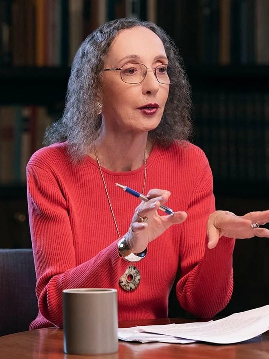 Joyce. Joyce carol oates. джейс. джойс кэрол оутс фото.
