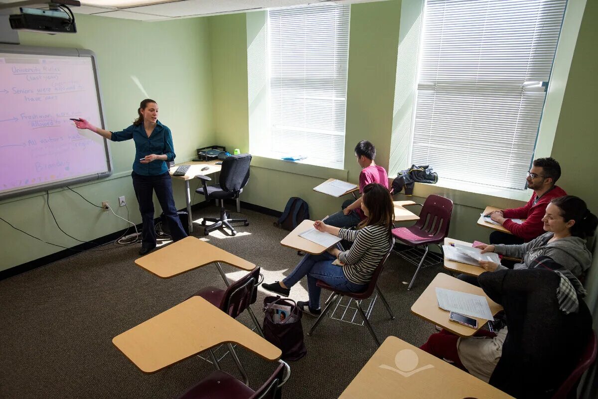 Курсы языка в сша. Преподавание английского за границей. Курсы в великобритании. Курсы языка в сша. Занятия в английских школах.