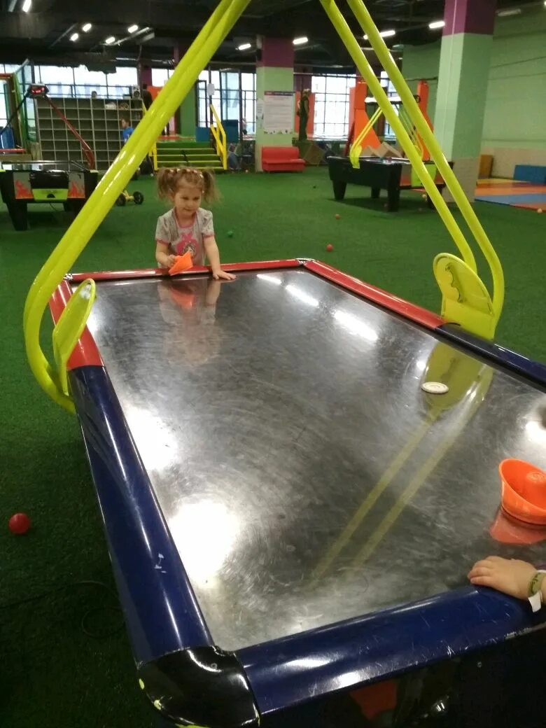 Fun city ул краснолесья 133 фото. Ресто-парк активного отдыха fun jump. Fun jump, хабаровск. Парк развлечений детям екатеринбург. Fun city хабаровск.