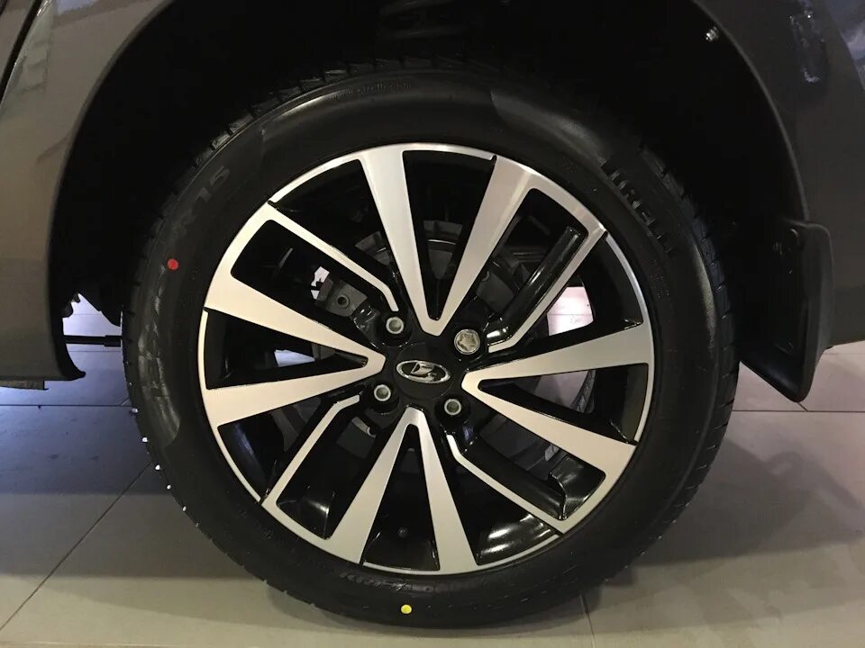 диски гранта фл люкс. штатные диски лада гранта r14. лада гранта на дисках р 14. 15 оригинальные диски гранта. 15 оригинальные диски гранта.