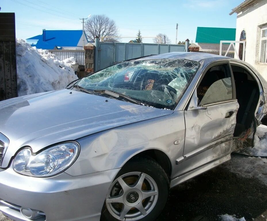 Куплю сонату б у. Хендай Соната 2003. Хендай Соната 2008 битый. Hyundai Sonata 2007 Разбитая. Соната ТАГАЗ 131лс 2005г.