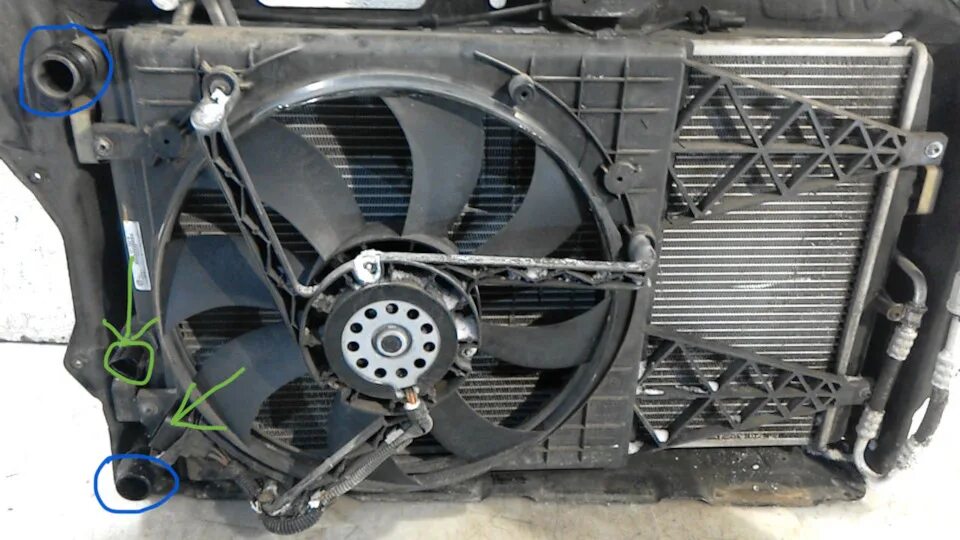 Замена радиатора - сложно, но возможно! - Skoda Fabia Mk2, 1,6 л, 2009 года поло