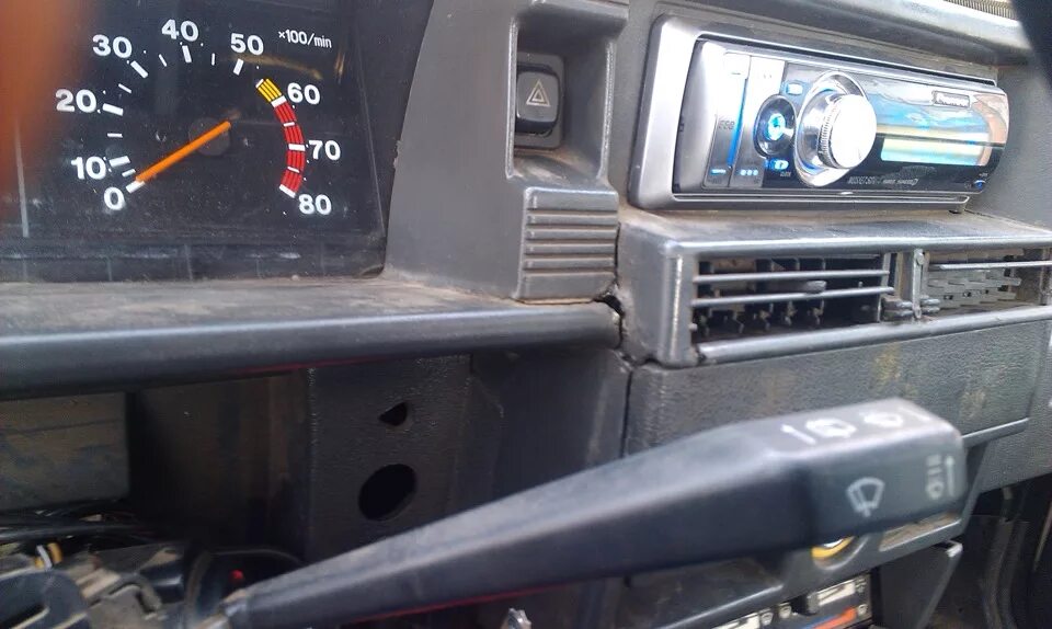 Демонтаж высокой панели - Lada 21093i, 1,5 л, 2001 года своими руками DRIVE2