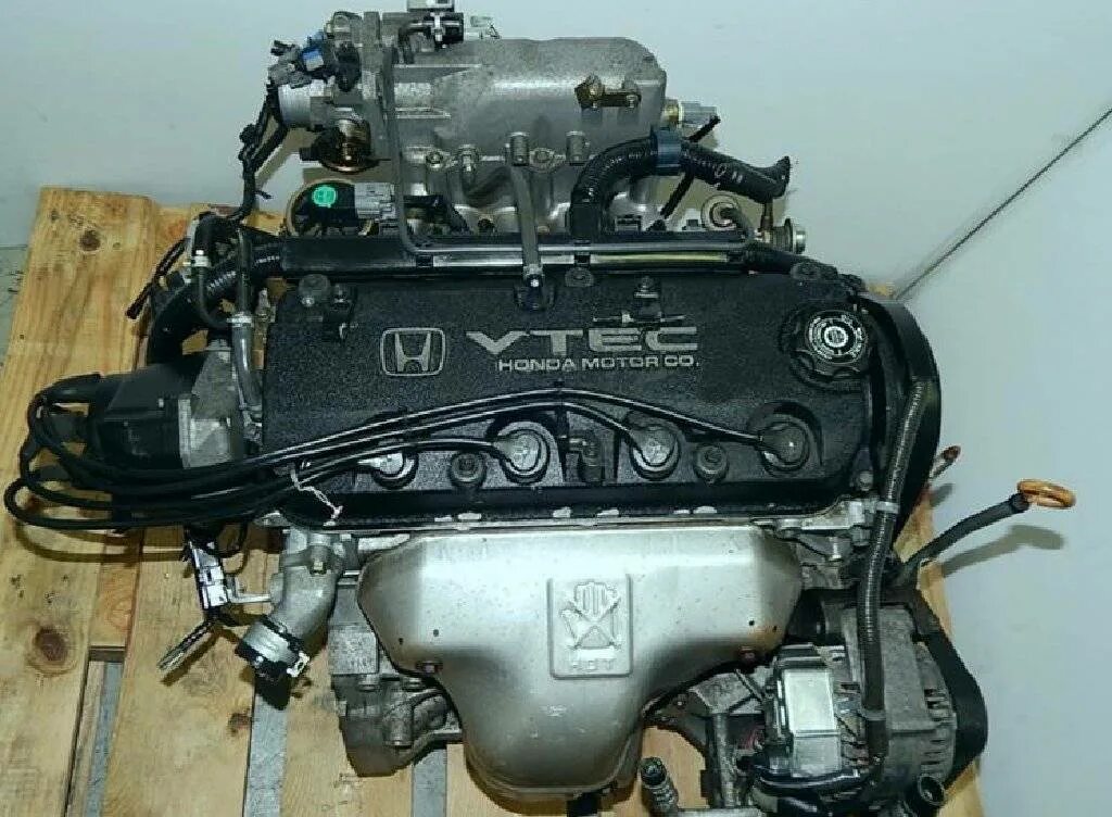 Контрактный двигатель контрактный двигатель. Реклама двс и акпп контрактные запчасти владивосток. Установка контрактного двигателя цена. Установка контрактного двигателя москва. Mazda b5ze.