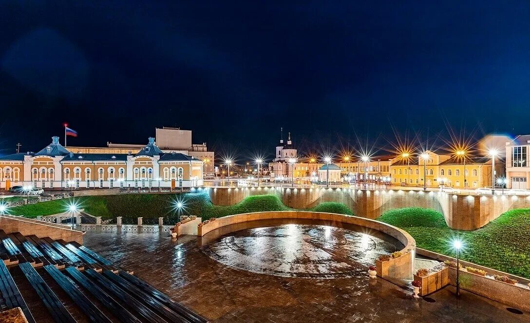 Томская область столица. Ночной Томск Новособорная. Томск достопримечательности Ушайка. Томск центр города. Томск прекрасный город.