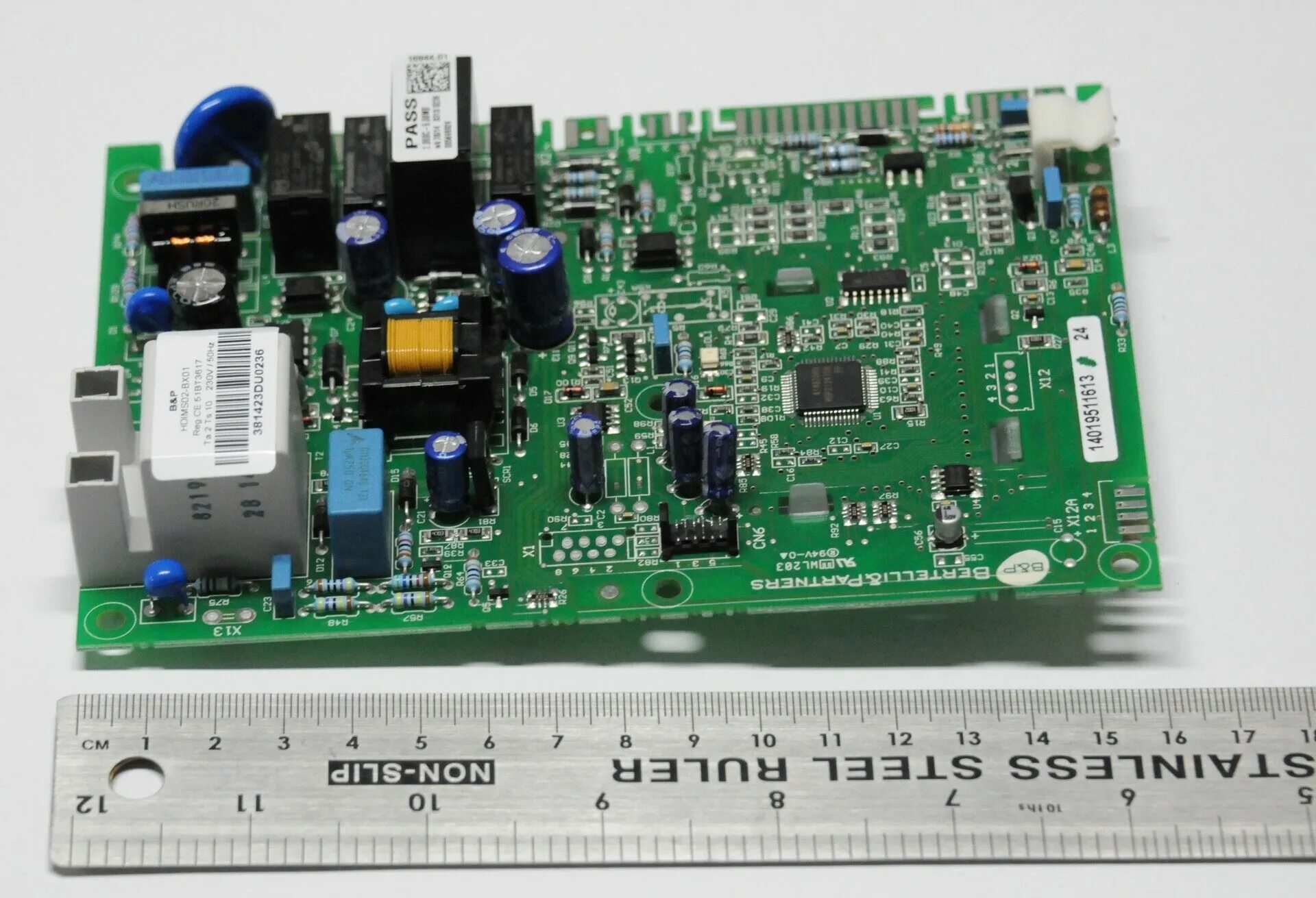 Блок управления котлом бакси. Плата управления газового котла baxi mainfour 240f. Baxi main digit 240 fi. Электронная плата baxi 5702450. 8908494 модуль управления каскадом km-2.