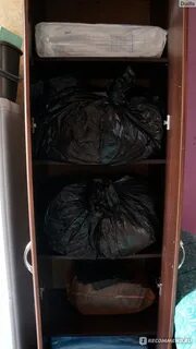 Забирают вещи из дома