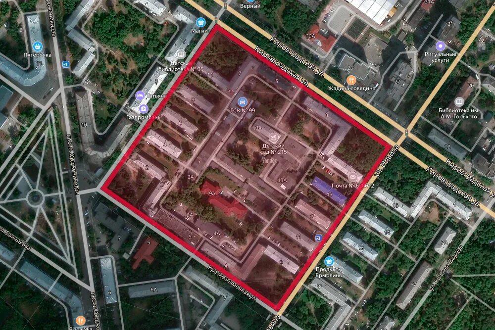 Где на уралмаше можно. Перекресток победы космонавтов екатеринбург. Уралмаш фестивальная 15. Где на уралмаше можно. Застройка частного сектора на уралмаше.