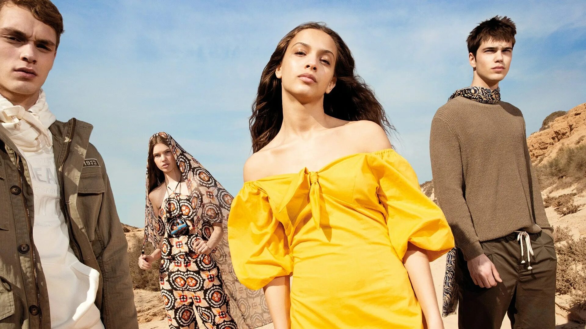 Идеи для своего бренда одежды. Men shop. Фбр одежда бренд американское. Бренд ева луна одежда. Пауло гуччи коллекция гуччи.