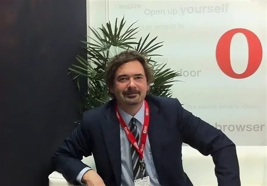 Как звали создателя браузер. Создатель браузера фото. Йон фон течнер. Йон стефенсон фон течнер и гейр иварсёй. Браузер создатель.