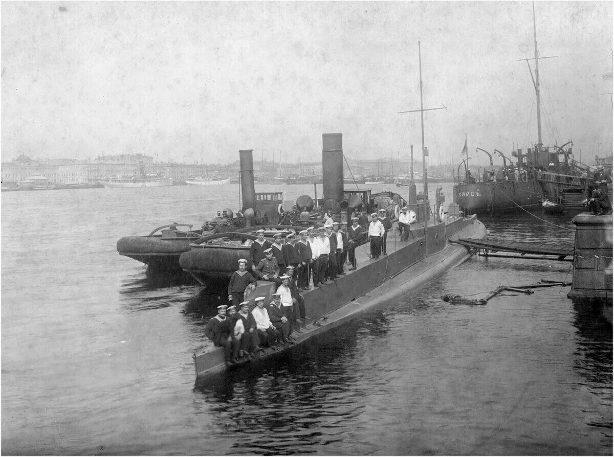 Пл первого. Подводный флот России 19 век. Подводная лодка акула 1909. Флот Российской империи 20 века. Военно морской флот Российской империи 20 века.