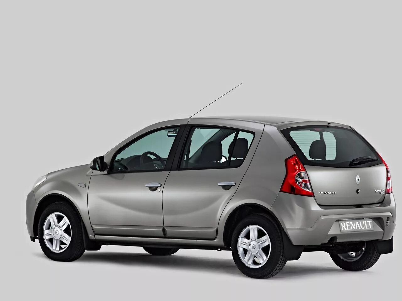 Renault sandero 2009. Renault Sandero хэтчбек. Рено Сандеро хэтчбек 2014. Sandero 2009-2014.