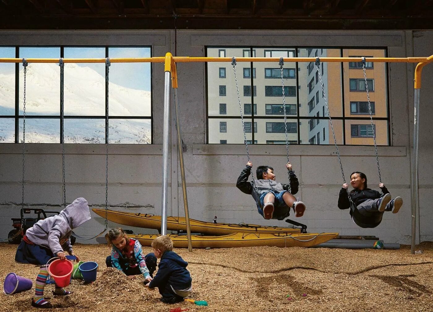 Морозовский городок в твери. Село-призрак гамсутль. Город призрак в дагестане гамсутль. Один из жителей городка. Абдулжалил гамсутль.