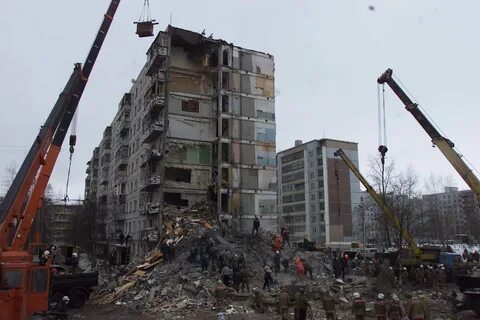 Космонавтов 120