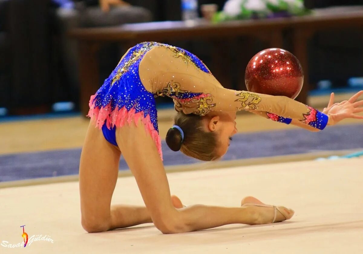 Алиса художественную гимнастику. Алиса художественную гимнастику. Гимнастика. Алиса ханнанова художественная гимнастика. Алиса тищенко.