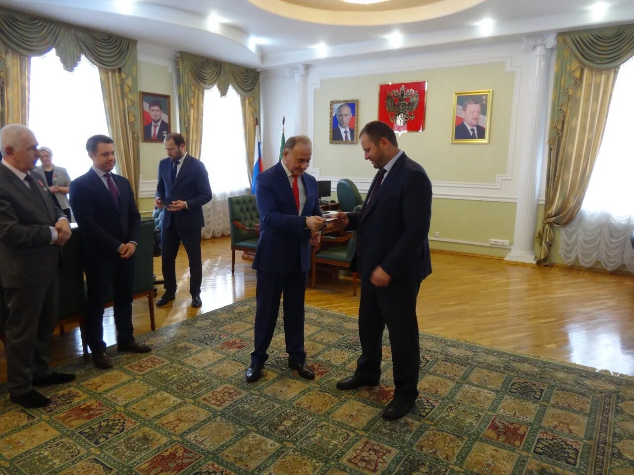 Судебный департамент чеченской республики. Совещание судей. Управление судебного департамента в чеченской республике. Верховный суд грозный. Верховный суд чеченской республики, грозный.