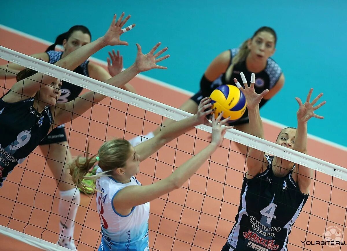 Гранат про волейбол. Гранат про волейбол. Волейболистки. Кобзарь волейболистка. Гранат про волейбол.