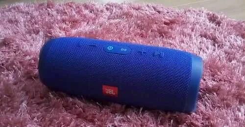 Как включить басс на jbl