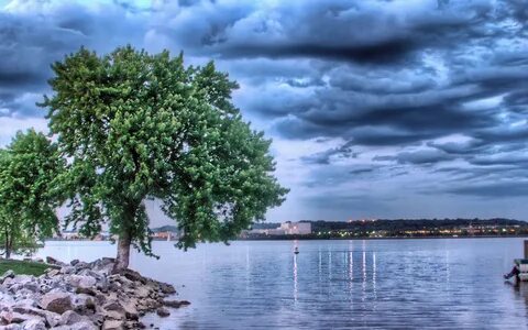 Возле водах