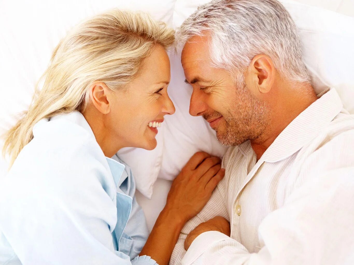 красивые сцены любви. будь что будет 2009. любовь к взрослому мужчине. любовь к взрослому мужчине. пожилые мужчина и женщина.