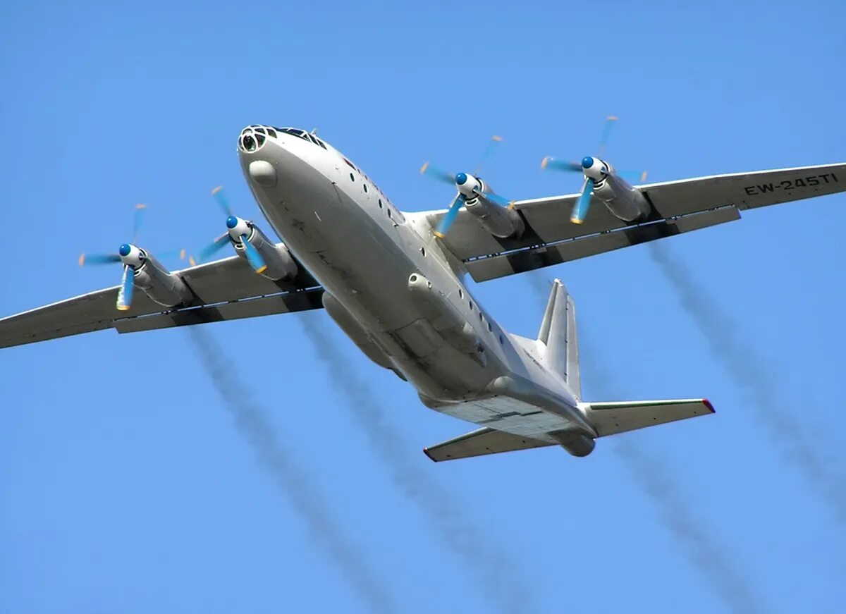 Военно транспортный ан 12