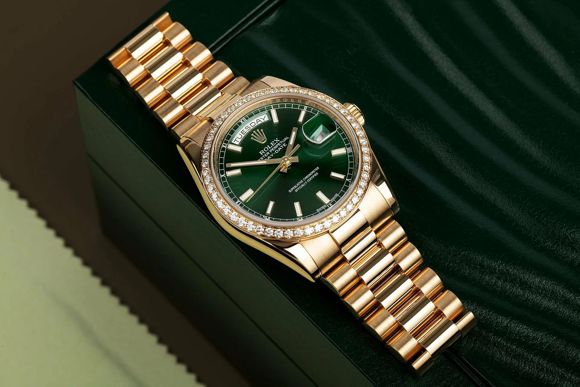 Купить ролекс оригинал цена мужские. Rolex 118348. Часы ролекс дей дейт. Часы Rolex Day-Date President. Часы золотые Day-Date Rolex.