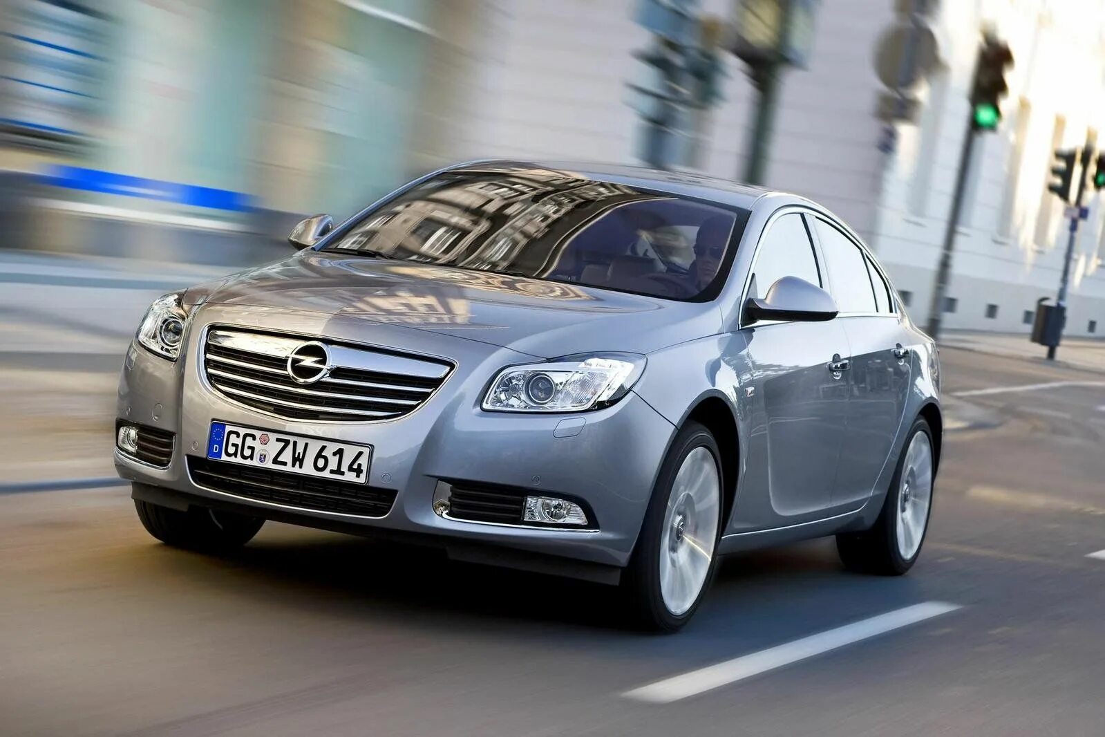 4. Opel insignia. Opel insignia 2013. Авто опель в беларуси. Опель инсигния 2008.