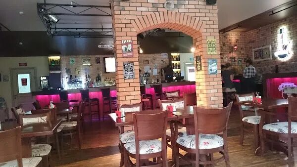 Бар бургер судак. Бюро бургеры и бар. Рокерский ресторан в судаке. Бургер бар октябрьский. Бар бургер судак.