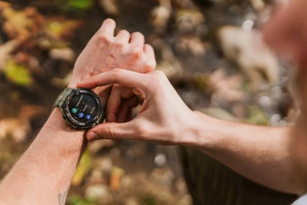 Amazfit t rex отзывы. Часы Amazfit t-Rex. Смарт часы Xiaomi Amazfit t-Rex. Amazfit a1919. Xiaomi Amazfit t-Rex Pro.