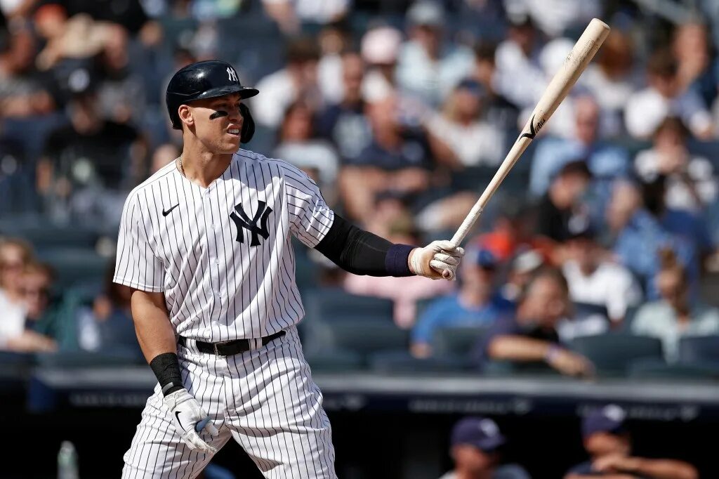 Перевести judge. Камерон джадж. игроки янкиз 2025г. aaron judge. aaron judge new york yankees.