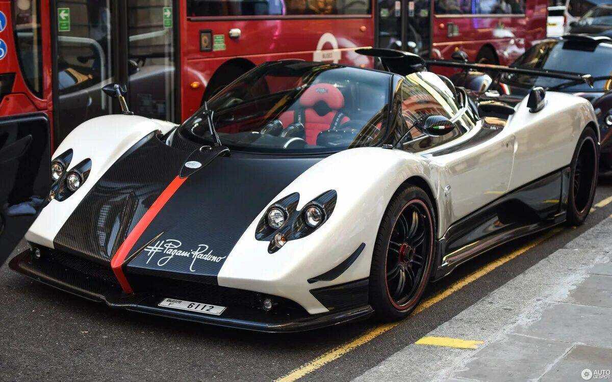 Зонда 2013. Pagani Zonda Roadster. Zonda Cinque Roadster. Пагани зонда Cinque. Pagani Zonda f Roadster.