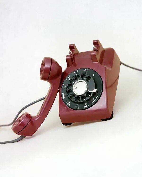 Телефон найт. Old phone. старые телефоны richard bosse. телефон визуал.