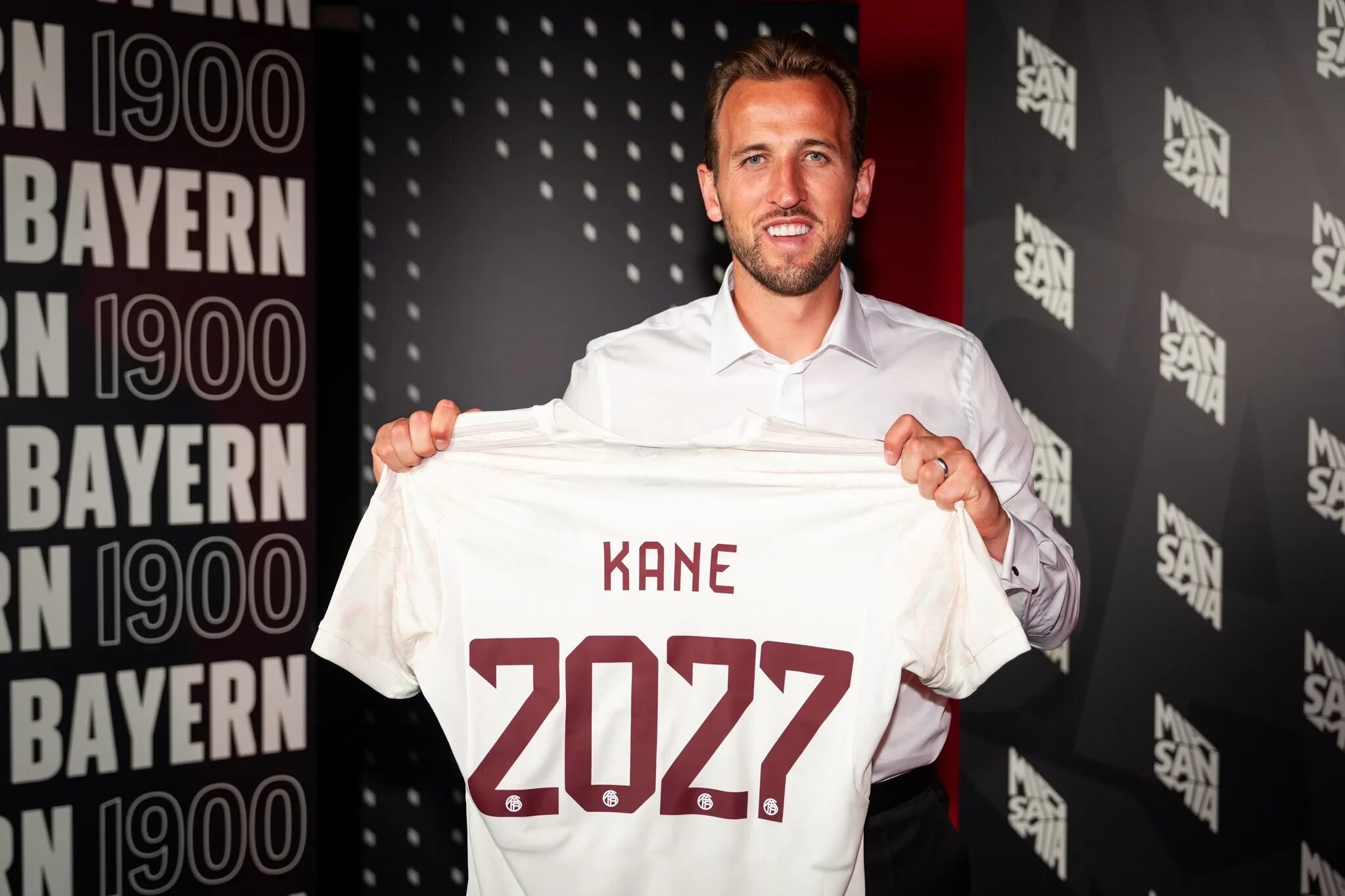 Прогнозы на 2027 год. Харри Кейн Бавария. Harry Kane 2024. Харри Кейн футболист Бавария. Хари Кейн 2023.