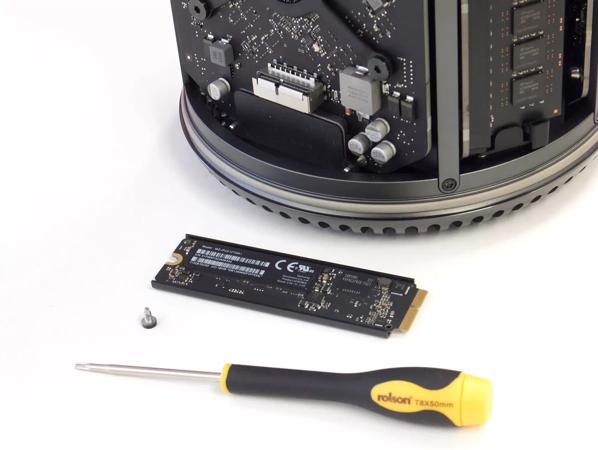 Macintosh ssd. Ssd macbook air 2011. Ssd mac pro. 5" drive sled для 2009-2012 apple mac pro. Ssd macbook pro 2016.