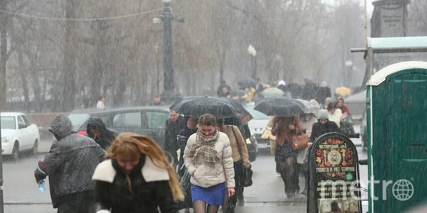 В москве выпала месячная норма осадков. В москве выпала месячная норма осадков
